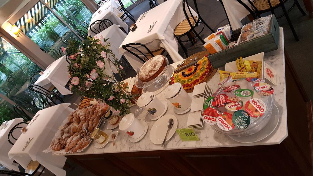 Hotel Augustus Fano Dış mekan fotoğraf