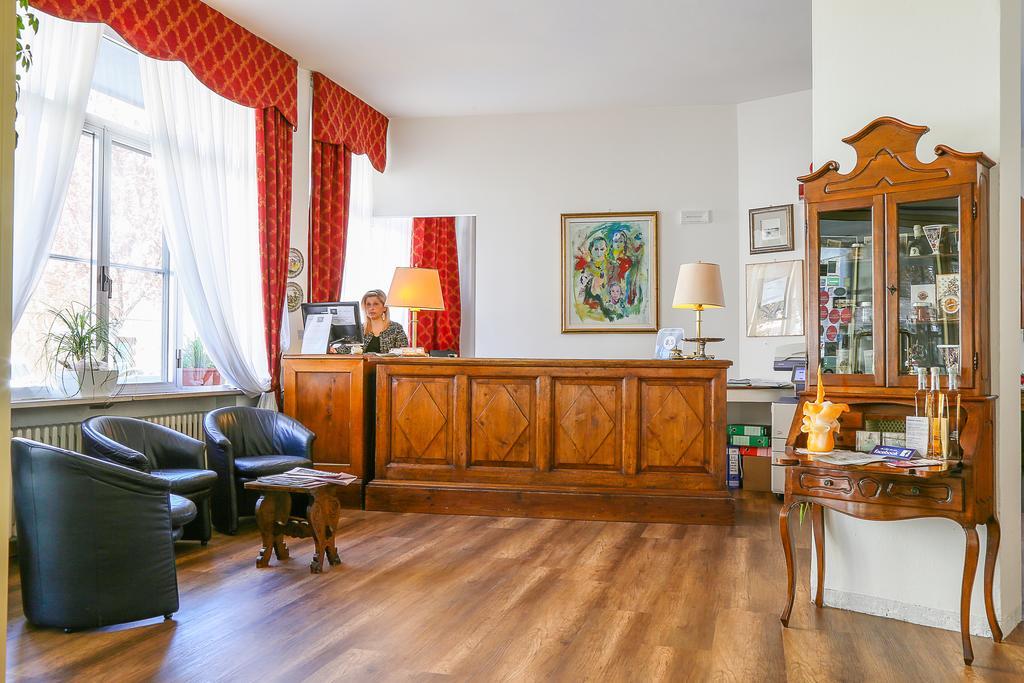 Hotel Augustus Fano Dış mekan fotoğraf